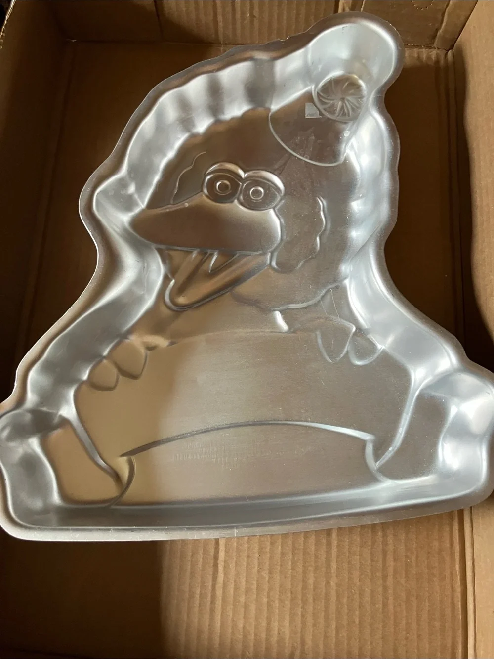Wilton Silver Sesame Street Character Cake Pan